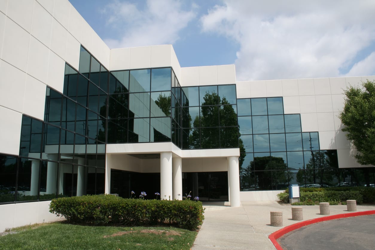 A Quick Professional Guide to Buying Commercial Property